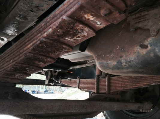 10ล้อเพลาเดียว195แรง...กระบะคอกรั้วเหล็กยาว6.30ม.หัวสวย ภายในสวย เครื่องดีมากแห้ง ไม่เคยแกะ. เล่มพร้อม......