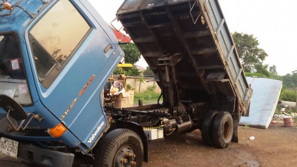 รถดั้ม อีซูซุ NPR115ปี37ดั้มสามมิตร แอร์ พ.เวอร์ สภาพดีพร้อมลุย เอกสารทะเบียน ม.79 แล้ว บริการขับส่งถึงบ้านฟรี&hellip;คร๊าฟท่าน