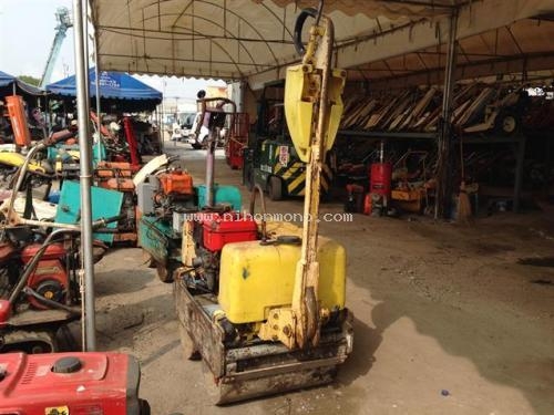 รถบดเดินตาม   SAKAI   HV60  รหัสสินค้า : 80802341    หรือเพิ่มเติมไดที่ www.nihonmono.com