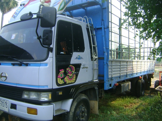 ฮี่โน่  เครื่องHO 7 D   195 แรง  ราคา  675,000  บาท