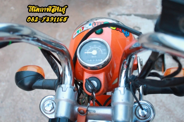 ขายด่วน  Gorilla(กอลิล่า) 13,900 บาท เล่มทะเบียนพร้อมชุดโอน+แผ่นป้ายทะเบียน ถูกๆไปเลย - เครื่อง 125cc เงียบ มีไดร์สตาร์ทมือแต่บุ่มกดเสีย - เบรคหน้ๅ-หลังดีๆเลย  -ใช้งานน้อย จดทะเบียนครอบครอง ปี 55 082-7391165 โน๊ต  (((มีบริกๅรส่งถึงหน้ๅบ้ๅนครับ)) รถจอดอยู่