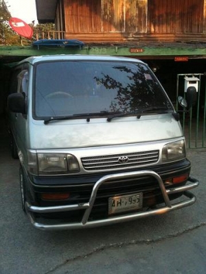 ขายรถตู้หัวจรวด