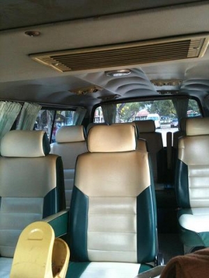 ขายรถตู้หัวจรวด