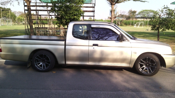 .MITSUBISHI, L200 STRADA SUPER MEGACAB GLX ปี 2005