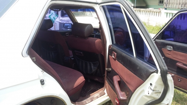 ขายรถโตโยต้า คลาว ใช้ได้ทั้งแก๊ส และ น้ำมัน