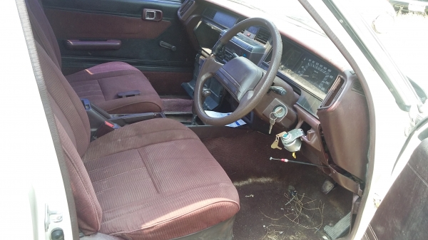 ขายรถโตโยต้า คลาว ใช้ได้ทั้งแก๊ส และ น้ำมัน