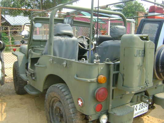 จีป รถแต่งสวย ทะเบียนเต็ม ราคา 250,000 บาท จีป รถแต่งสวย ทะเบียนเต็ม ราคา 250,000 บาท