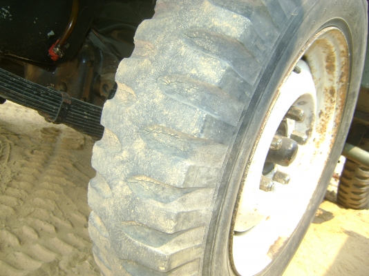 จีป รถแต่งสวย ทะเบียนเต็ม ราคา 250,000 บาท จีป รถแต่งสวย ทะเบียนเต็ม ราคา 250,000 บาท