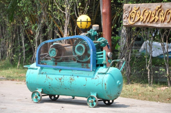 ขายปั้มลม TOSHIBA 80ลิตร สวยเดิมจากญี่ปุ่นยังไม่เคยใช้งานในไทย 18,000เท่านั้น!!