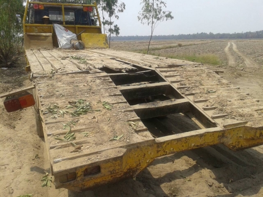 ขายด่วนNISSAN UDเทรนเลอร์หางปลาขึ้นแม็คโคร200ราคาไม่แพงโทร0843923995