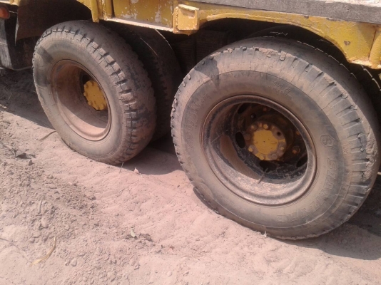 ขายด่วนNISSAN UDเทรนเลอร์หางปลาขึ้นแม็คโคร200ราคาไม่แพงโทร0843923995