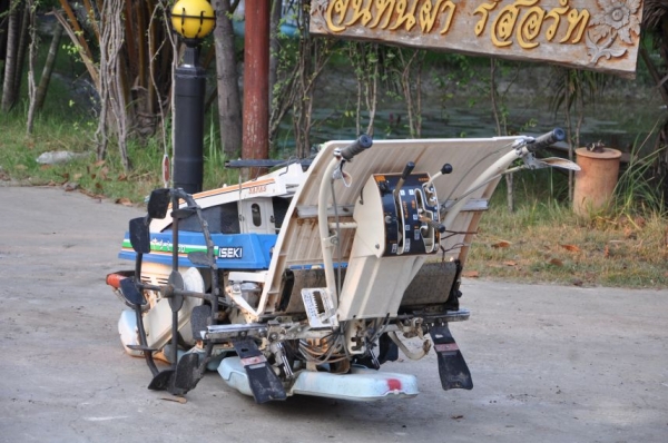 ขายรถดำนาราคาถูก ISEKI (2แถว) สภาพสวยเดิมจากญี่ปุ่นยังไม่เคยใช้ในไทย 16,000เท่านั้น!!