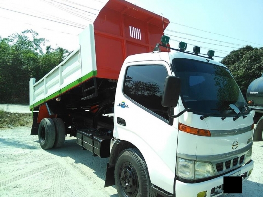 ขาย HINO 6 ล้อดั้ม DUTRO ปี 48 เทอร์โบ 121 แรง ดั้มสามมิตร 6 ตัน ใช้น้อยสวยๆ ราคา 590000 บาท