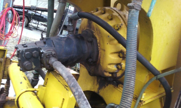 ขายด่วนรถ6ล้อโม้ปูนโม้ตรง3.5คิวรถนําเข้ามีเล่มทะเบืยนเครือง220แรงม้า