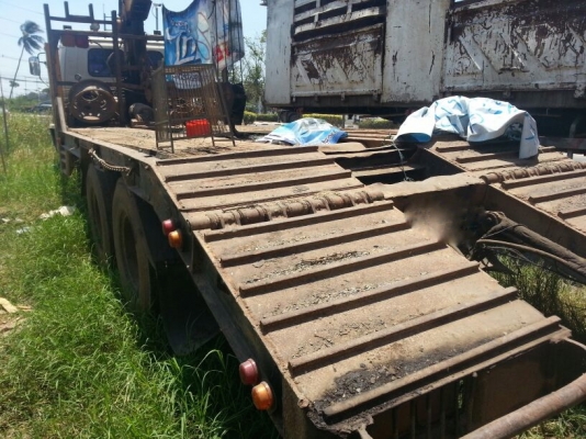 รถอีซูซุ 10 ล้อ ติดเครน 3 ตัน เปลื่ยนเครื่อง 175  แรงม้า.  สนใจติดต่อ 081 - 6079515