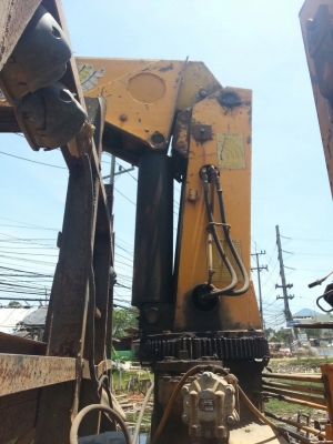 รถอีซูซุ 10 ล้อ ติดเครน 3 ตัน เปลื่ยนเครื่อง 175  แรงม้า.  สนใจติดต่อ 081 - 6079515