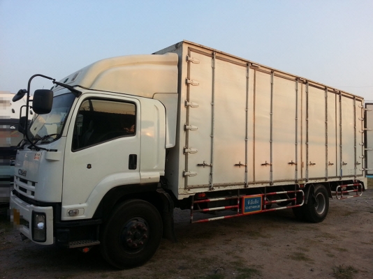 ขายคับ FTR 240 ตัวล่าสุด ตู้ 10 บาน 7.6 m สวยพร้อมใช้ โทร 088-4501277