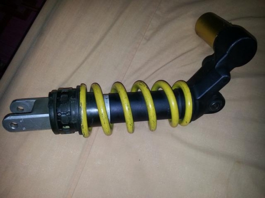 ขายโช๊คshowa แท้