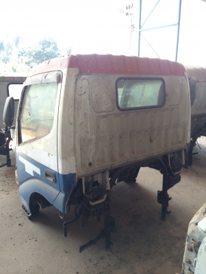 แสงฟ้าเต้นรถ///จำหน่ายหัวเก๋งญี่ปุ่น Dutro-ดูโท่ยูโร3 หัวแคบ24v. สภาพสวย อุปกรณ์ครบ