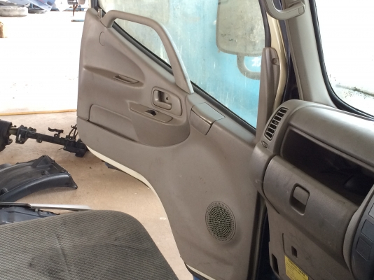 แสงฟ้าเต้นรถ///จำหน่ายหัวเก๋งญี่ปุ่น Dutro-ดูโท่ยูโร3 หัวแคบ24v. สภาพสวย อุปกรณ์ครบ