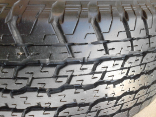 255/65R17 BRIDEGESTONE DUELER H/T ปี 2012 มี 1 เส้น tel.081-427-3941