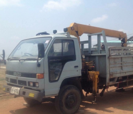 หกล้อ อีซูซุ NRR 175แรง เครน3ตัน3ปอก2ชัก สภาพดีพร้อมใช้ ทะเบียนโอน ราคา535,000บต่อรองได้