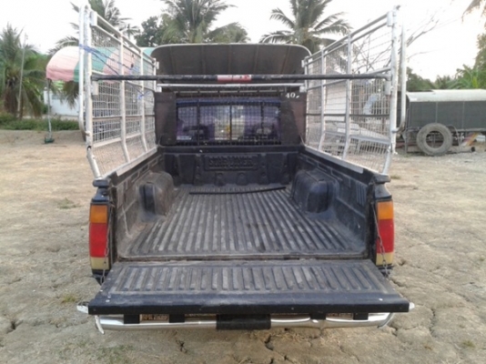 ขายนิสสันบิ๊กเอ็ม เครื่องดีเซลtd25ฝาขาว สภาพพร้อมลุยถูกๆครับ