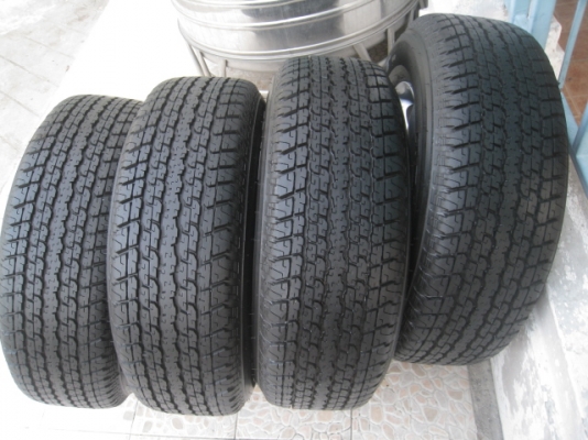 ขายล้อแม็กป้ายแดง dmax 17"x7" et33 6 รู139.7 ยาง bridgestone dueler h/t 840 255/65r17 ยางผลิตสัปดาห์ที่ 31 ปี 2014 ตุ่มที่หน้ายางมีทุกเส้นครับ triton plus, pajero ใส่ได้ครับ ขายทั้งชุด 21,500 บาทครับ สนใจติดต่อเล็กคลองสามครับ 081-3747940