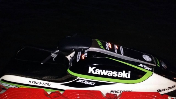 เพื่ื่่อนฝากขาย เจ็ทยืน Kawasaki SXR800