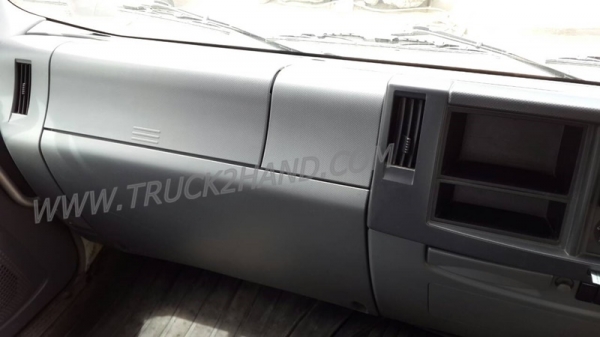 รถบรรทุกติดเครน ISUZU 6 ล้อติดเครน KATO 3 ตัน เครน 2 ชัก 3 ปอก ใช้งานไป 46,954 กิโล