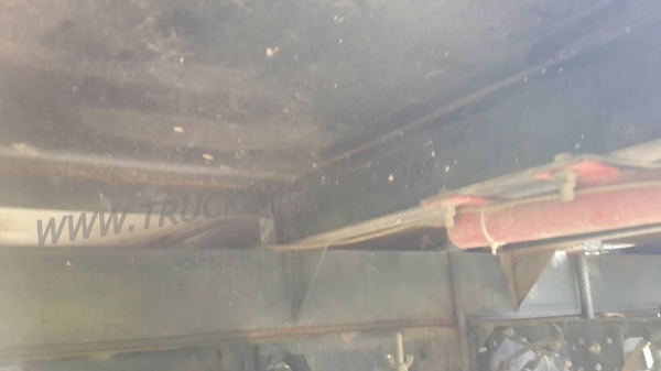 รถบรรทุกติดเครน ISUZU 6 ล้อติดเครน KATO 3 ตัน เครน 2 ชัก 3 ปอก ใช้งานไป 46,954 กิโล