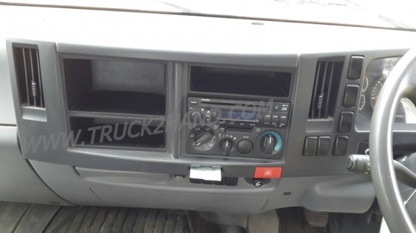 รถบรรทุกติดเครน ISUZU 6 ล้อติดเครน KATO 3 ตัน เครน 2 ชัก 3 ปอก ใช้งานไป 46,954 กิโล