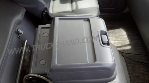 รถบรรทุกติดเครน ISUZU 6 ล้อติดเครน KATO 3 ตัน เครน 2 ชัก 3 ปอก ใช้งานไป 46,954 กิโล