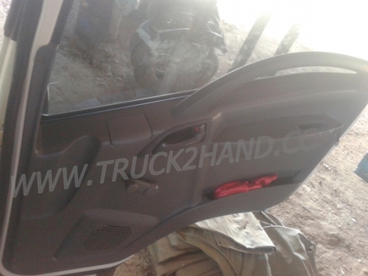 รถบรรทุกติดเครน ISUZU 6 ล้อติดเครน KATO 3 ตัน เครน 2 ชัก 3 ปอก ใช้งานไป 46,954 กิโล