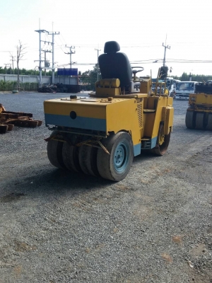 รถบด BOMAG BW 121 AC