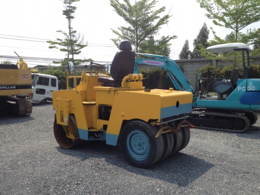 รถบด BOMAG BW 121 AC