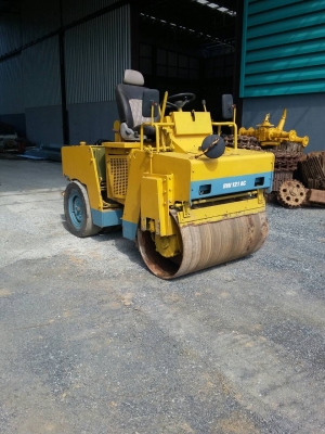 รถบด BOMAG BW 121 AC