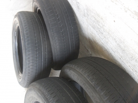 ยาง BRIDGESTONE 175/65R15ปี12 สวยๆ 4 เส้น ราคา 1350 บาท