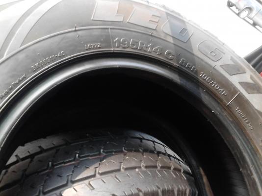 195R14 BRIDGESTONE LEO 677  มี 3 เส้น Tel.081-427-3941
