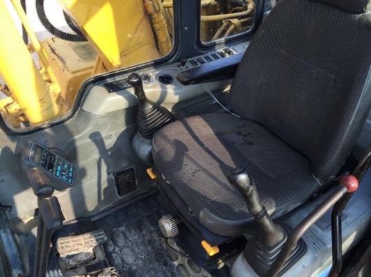 ขายรถแบคโฮ KOMATSU PC130-6K ระบบไฟฟ้าครบ สภาพสวยพร้อมใช้ นำเข้าจากญี่ปุ่น มีVDOการทำงานให้ชมครับ ขายรถแบคโฮ KOMATSU PC130-6K ระบบไฟฟ้าครบ สภาพสวยพร้อมใช้ นำเข้าจากญี่ปุ่น มีVDOการทำงานให้ชมครับ