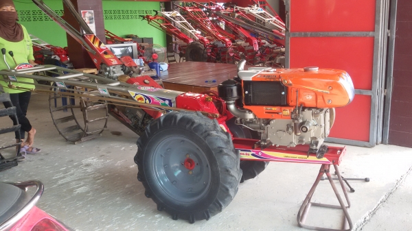 ขายเครื่องRT140พร้อมโครงกระทิงแดงสุบเปอร์เคเอสราคา49000บาทจะชื้อแต่เครื่องก็ได้ราคา34000จะชื้อแต่โครงก็ได้ราคา15000บาทครับรถอยู่ วังบัว อ คลองขลุง จ กำแพง โทร 0813655997 อำพร พาเจริญ