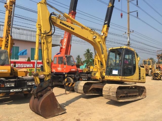 ขายรถแบคโฮ KOMATSU PC130-6 ปี2002 ไฟฟ้าครบ แทรค70ซม. สภาพสวยพร้อมใช้ นำเข้าจากญี่ปุ่น มีVDOการทำงานครับ