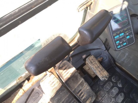 ขายรถแบคโฮ KOMATSU PC130-6 ปี2002 ไฟฟ้าครบ แทรค70ซม. สภาพสวยพร้อมใช้ นำเข้าจากญี่ปุ่น มีVDOการทำงานครับ