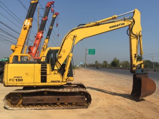 ขายรถแบคโฮ KOMATSU PC130-6 ปี2002 ไฟฟ้าครบ แทรค70ซม. สภาพสวยพร้อมใช้ นำเข้าจากญี่ปุ่น มีVDOการทำงานครับ