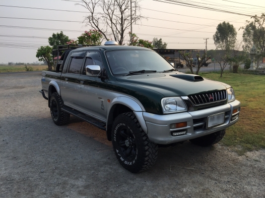 ขาย MITSUBISHI GRANDIS 4WD ปี2000 ขาย MITSUBISHI GRANDIS 4WD ปี2000