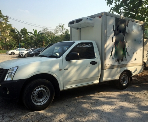 รถ Isuzu 4 ล้อ + ตู้เย็นชิลเลอร์ เหมาะกับธุรกิจรับส่งอาหาร หรือเบเกอรี่ รถไมล์น้อยวิ่งขนส่งเบเกอรี่ไปยังสาขาตามห้างฯ เฉพาะกรุงเทพฯ