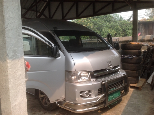 ขายดาวน์รถตู้คอมมิวเตอร์