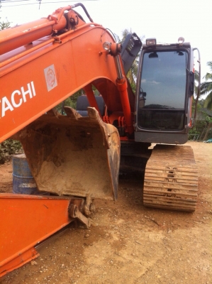 แบ็คโฮลมือสอง,Hitachi ZX200-1 ไฟฟ้าเต็ม,เอกสารเล่ม,บูมอามไม่มีปะเดิมๆ