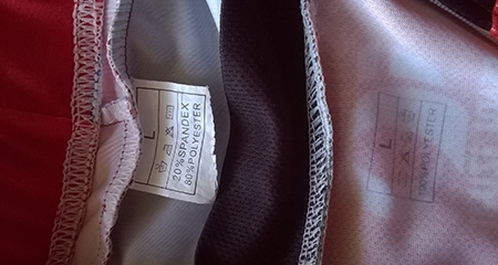 ชุดปั่นจักรยาน ใช้งาน 2 -3 ครั้ง ชุดปั่นจักรยาน ใช้งาน 2 -3 ครั้ง