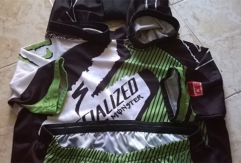 ชุดปั่นจักรยาน ใช้งาน 2 -3 ครั้ง